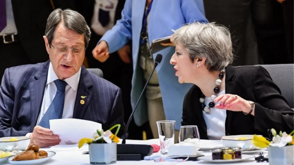 Η Μέι ενημέρωσε τον Αναστασιάδη για την επίθεση στη Συρία